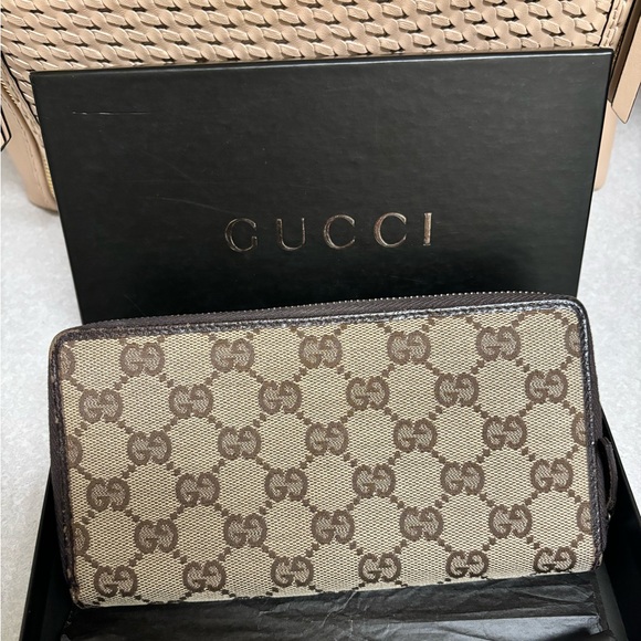 Gucci GG Canvas Zip Around Wallet with Box - Picture 4 of 10